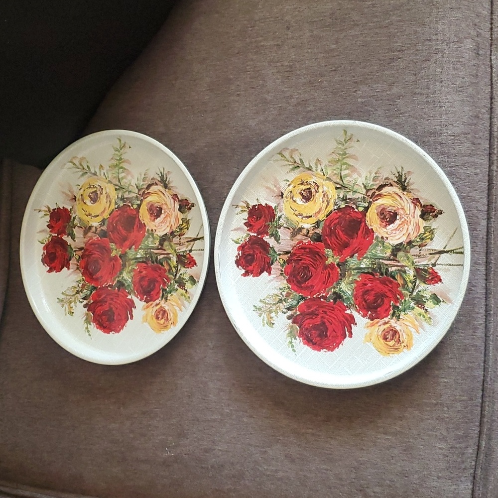 ROUND  10" FLORAL METAL TRAYS - VINTAGE Set of 2